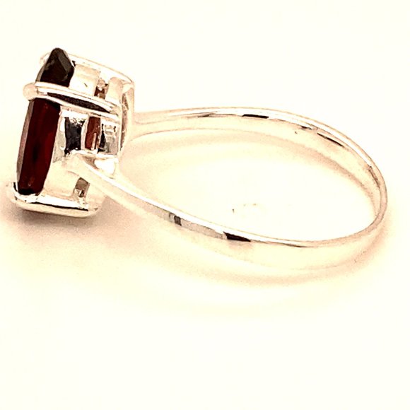 Pyrope Garnet 2.10ct Platinum Solid Silver Ring - Picture 5 of 6